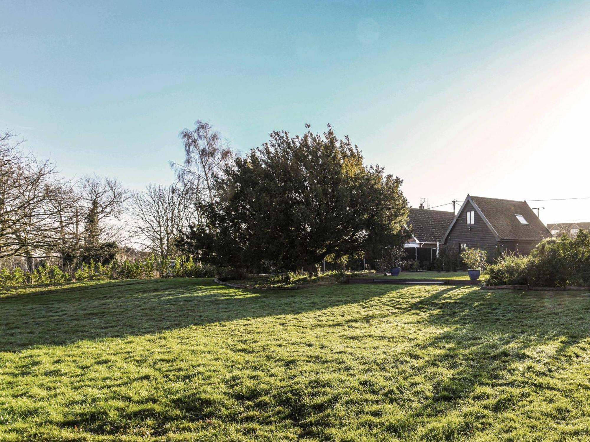 Little Dene Lodge By The Suffolk Cottage Collection Pakenham Luaran gambar